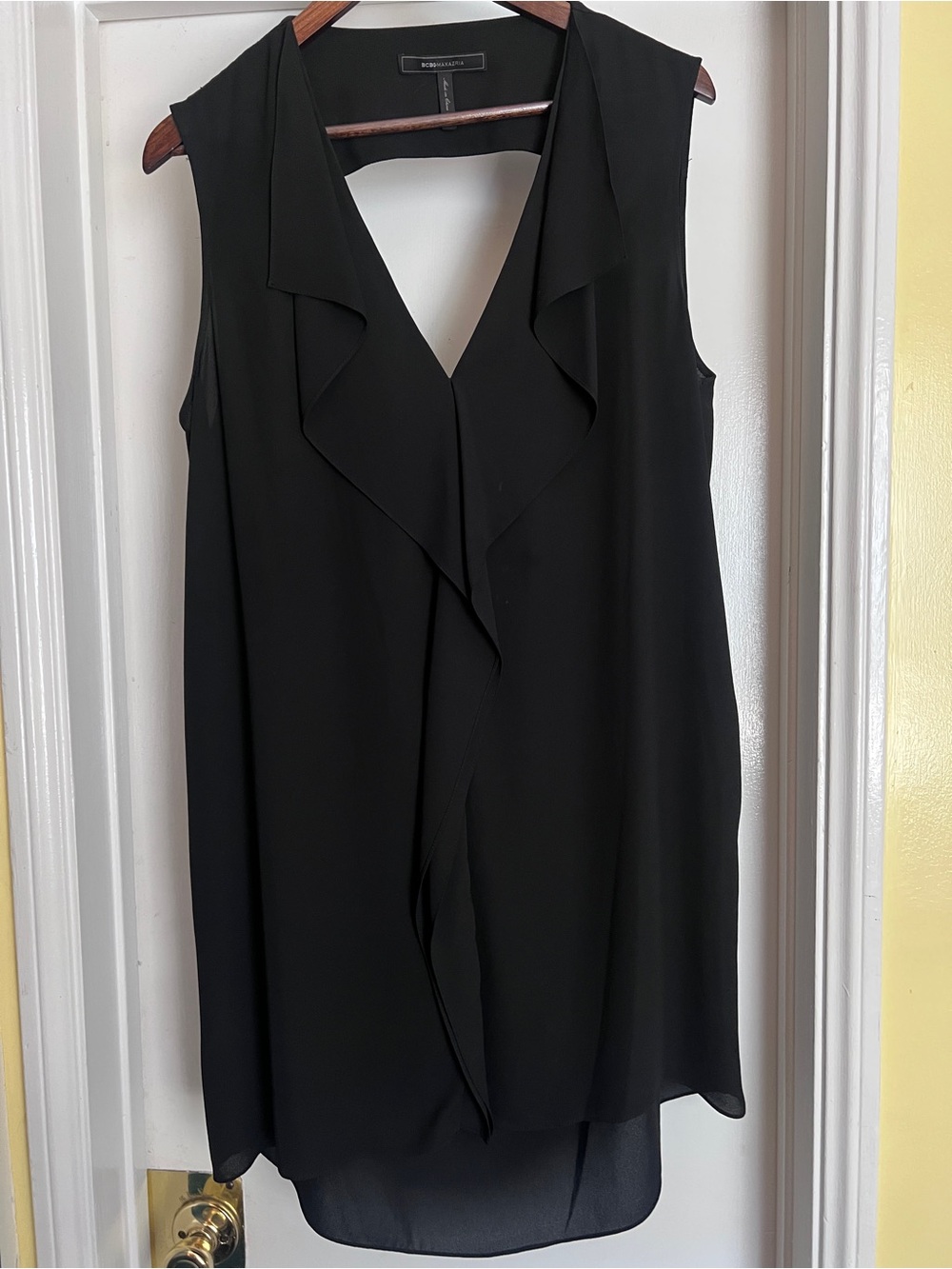 BCBGMaxAzria Black Sleeveless V-Neck Draped Dress